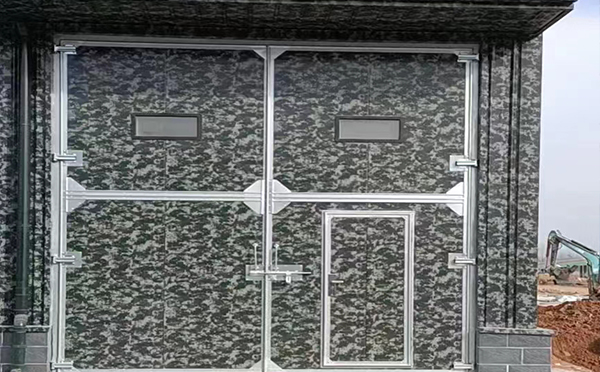 尉犁工业平开门