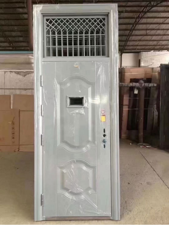 尉犁学校教室门 尉犁学校教室门